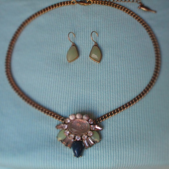 Chloe + Isabel Jewelry - Heritage Blossom Necklace + Gilded Reed Earrings Chloe + Isabel Jewelry - Heritage Blossom Necklace + Gilded Reed Earrings